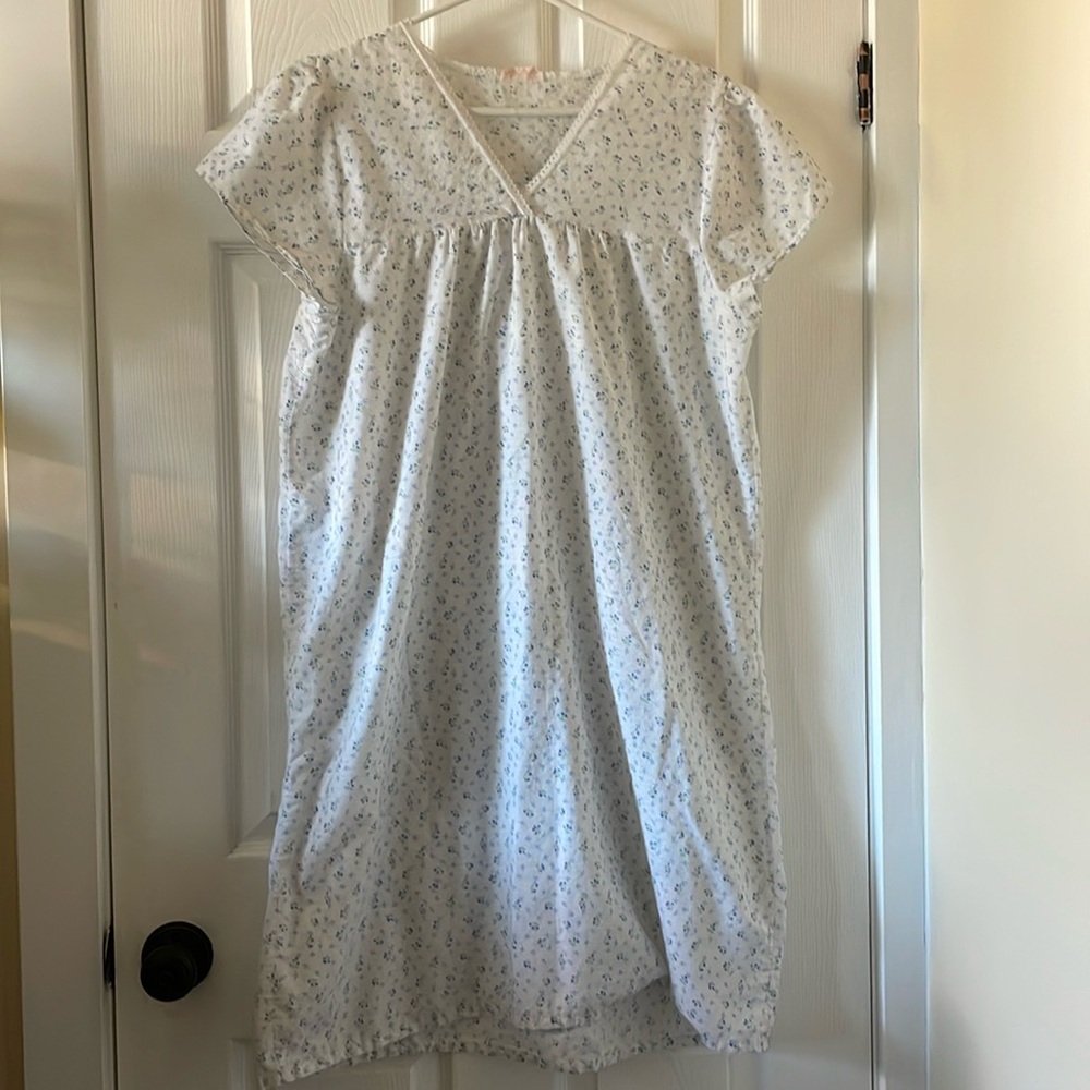 Vintage Bloomies nightgown sleep shirt dress floral
